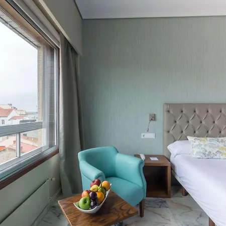 Apartamentos Canovas Del Castillo 24 Hotel Vigo