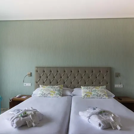 Hotel Bahia De 4*