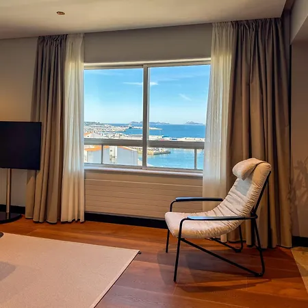 Hotel Apartamentos Canovas Del Castillo 24 Vigo