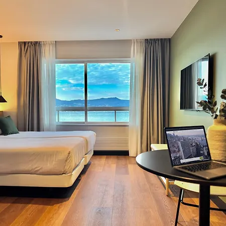Hotel Apartamentos Canovas Del Castillo 24 Vigo