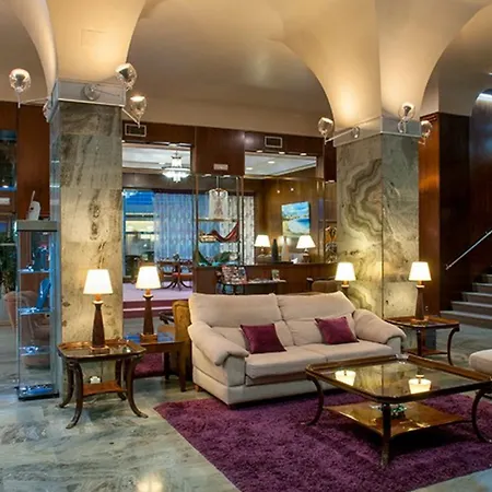 Hotel Apartamentos Canovas Del Castillo 24